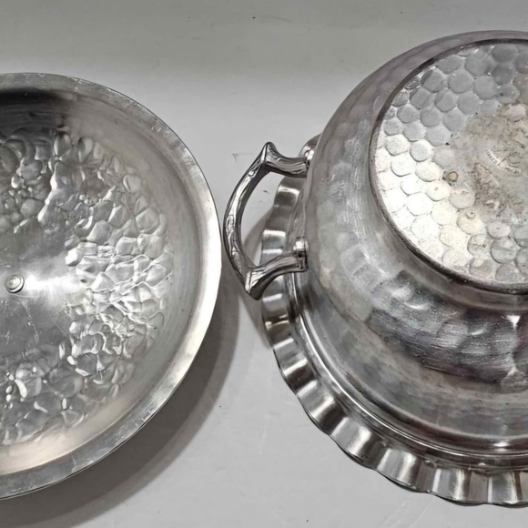 Vintage Everlast Forged Aluminum Bowl With Ribbed Lid - Picture 6 of 6